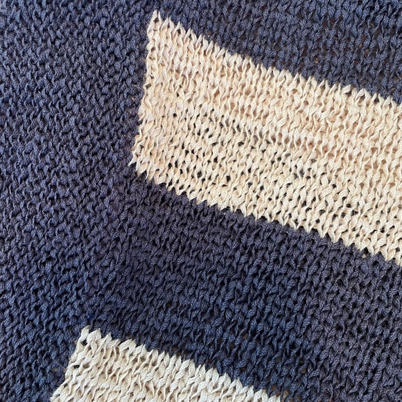 🏝️Big $10 Sale!🏝️WD-NY Striped Sweater - Picture 5 of 6